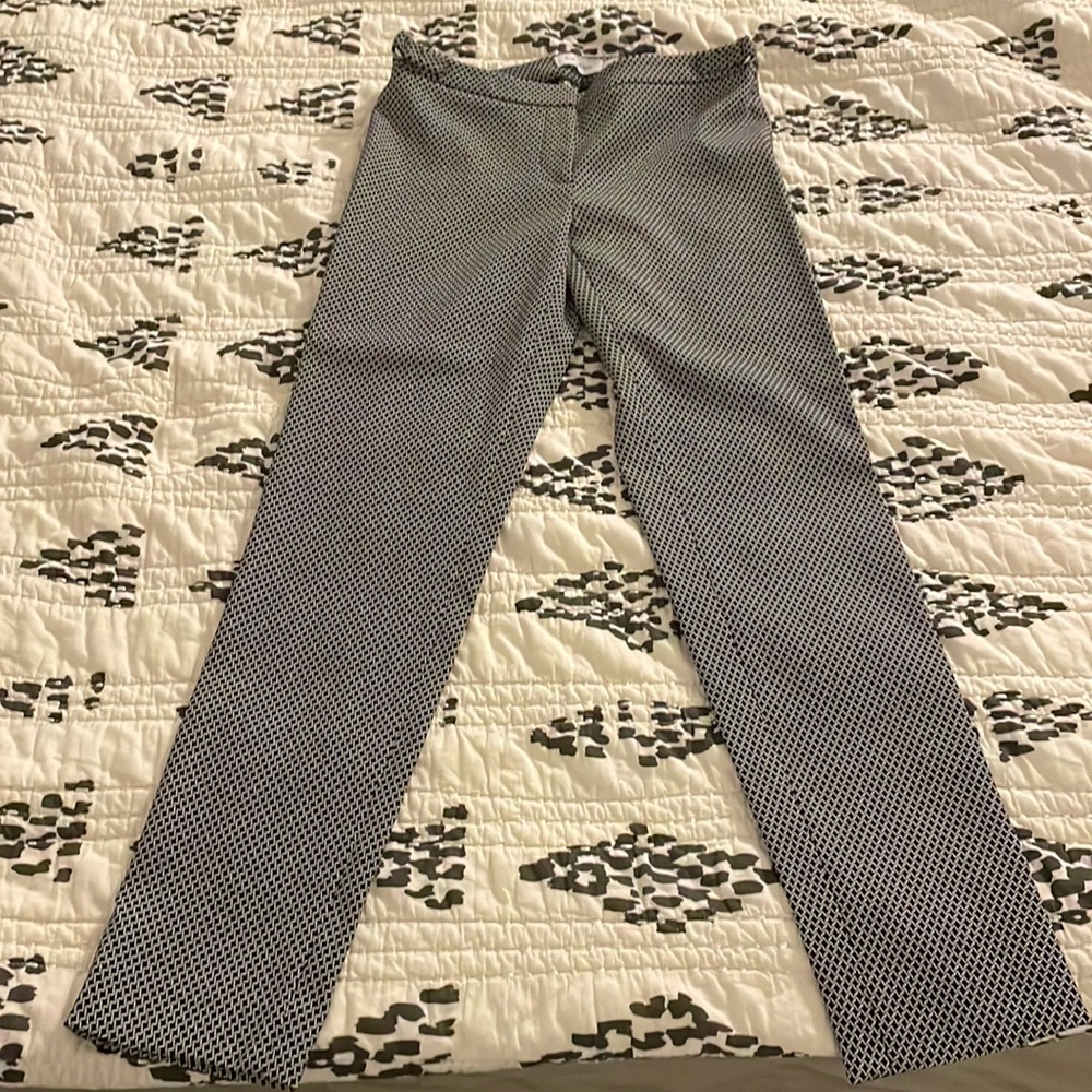 Calvin Klein Printed Black and White Ankle Pants